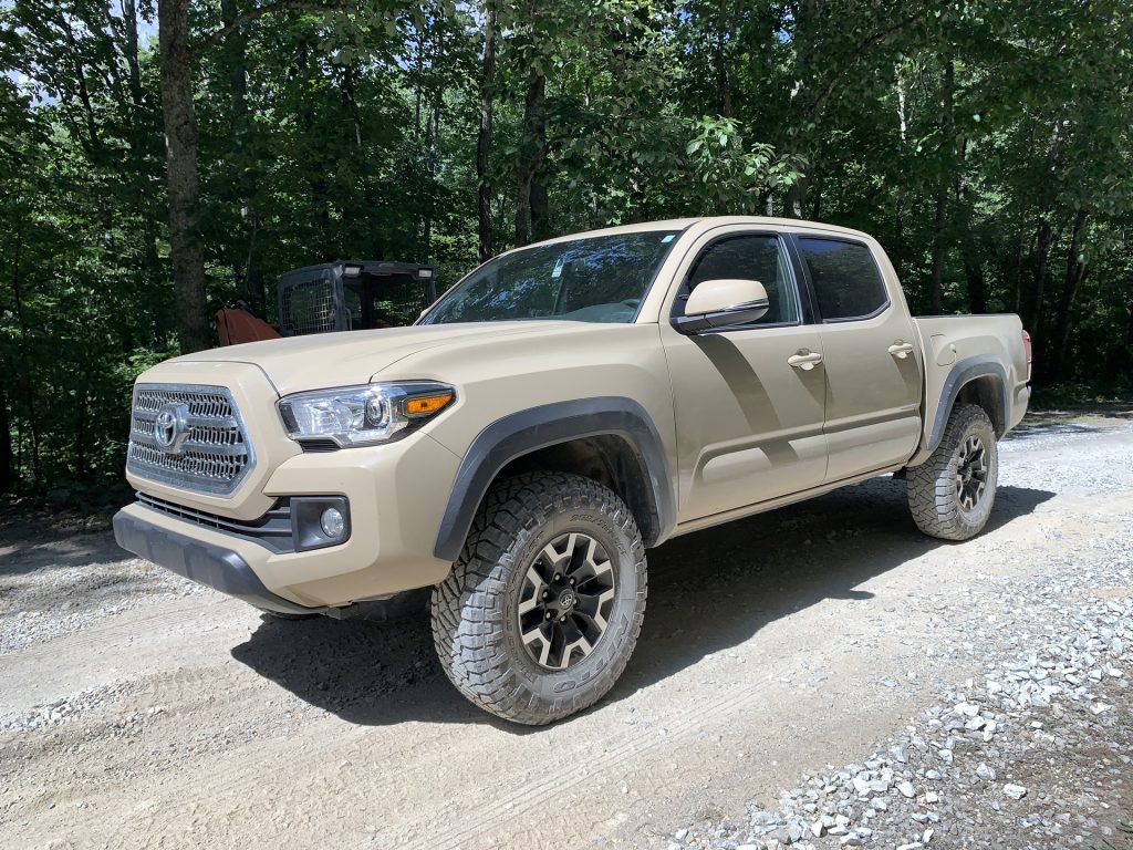 Nitto Ridge Grappler 265/75R16 on 2017 Toyota Tacoma TRD OffRoad 4×4 ...